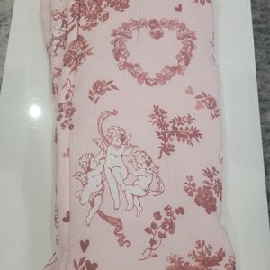 New Envogue Cupid Reversible Cotton Gauze Throw